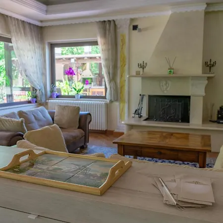Villa Aurelia Romana Villa